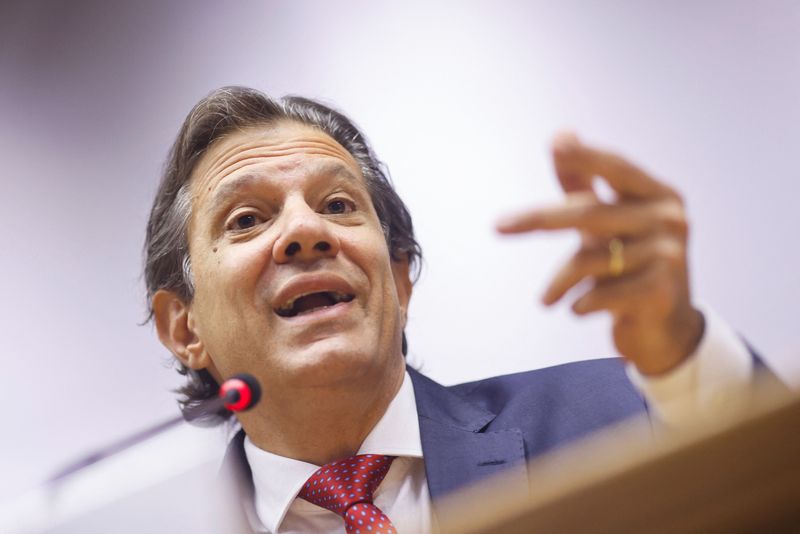 Apesar de tensão com parlamentares, Haddad elogia Congressoapós agência de risco elevar nota do Brasil
