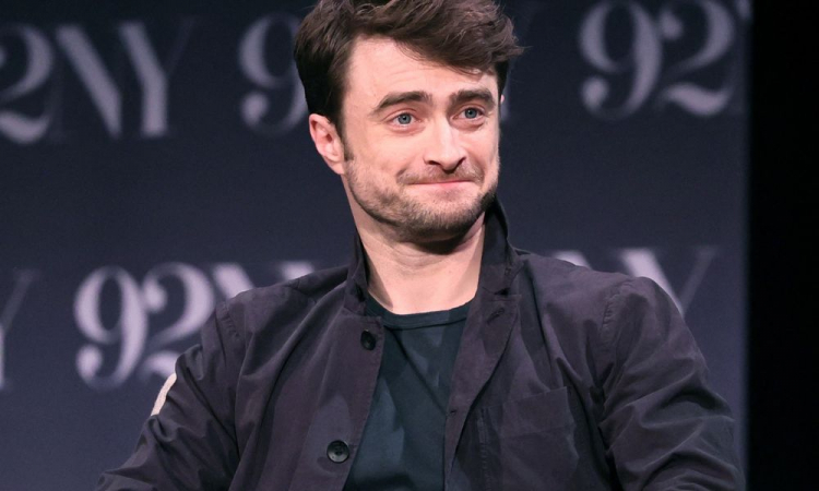Daniel Radcliffe diz que posicionamento de J.K. Rowling sobre pessoas trans o 